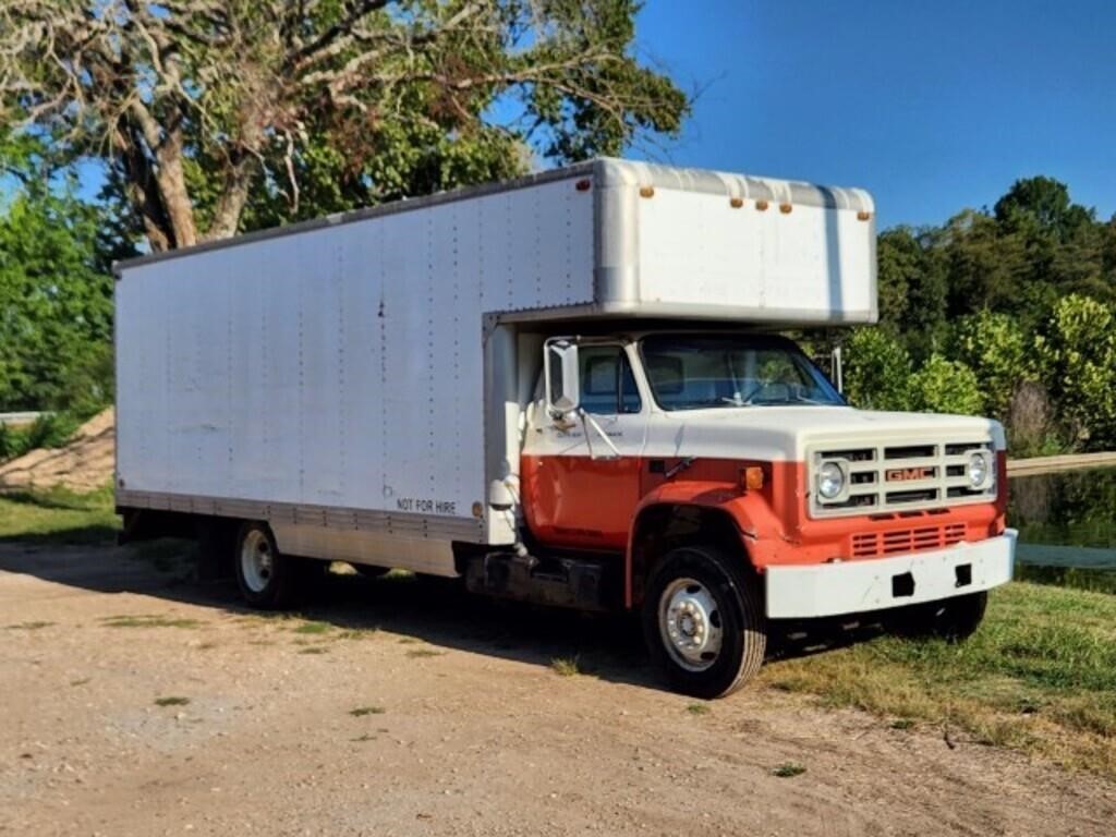 1988 GMC 6000 U-Haul 24' Box Truck 366 / 5-Spd
