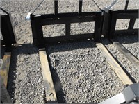 New skid steer pallet forks