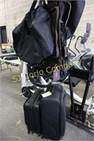 6 Piece assorted luggage bags