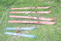 Youth wood skis