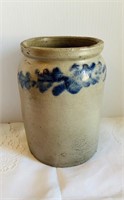 Antique stoneware crock 1 gallon size , cobalt