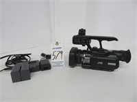 JVC GY-HM100U 3CCD Pro Digital Professional HD Cam