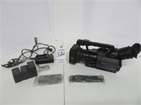 Panasonic AG-DVX100BP 3-CCD MiniDV Video Camcorder