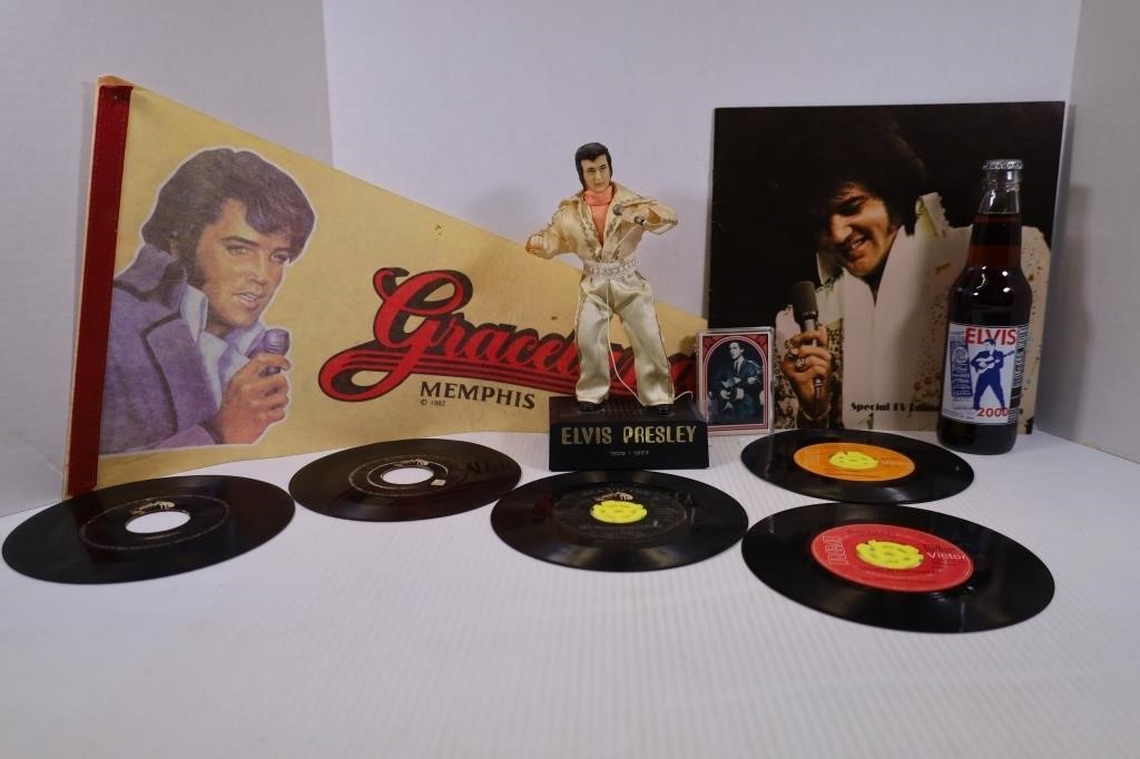 ELVIS PRESLEY COLLECTIBLE LOT