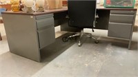 Large 2 Piece Metal w/Wood Top Desk & Office Chair