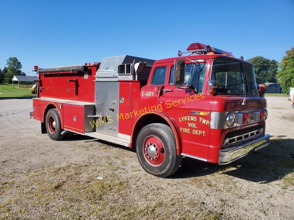 1989 Ford 8000 Fire Truck