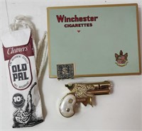 VINTAGE SMOKING ACCESSORIES INCL LIGHTER,