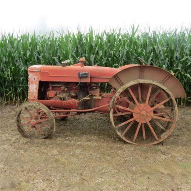 IH Tractor with Steel Wheels