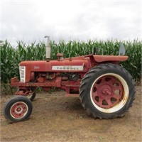 Farmall 350 Tractor