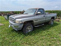 1995 Dodge Ram 2500 Truck - 8' Bed, 4WD