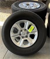 4x (Like New) Bridgestone Dueler HT Takeoff Tires