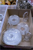Box with 3 Baskets and 24 Clear Saucers with