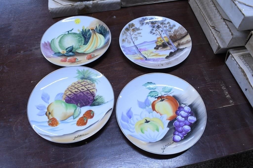 4 Hitomi Collector Plates: 3 Fruit and a