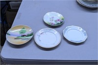 4 Dessert Plates/Saucers