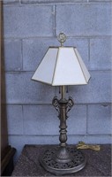 1 Brass Table Lamp, Round Base