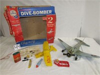 Wen Mac Dauntless Dive Bomber Airplane