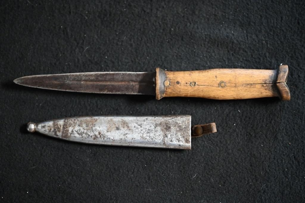 Hand Forged Knife with Metal Sheath, Dagger Style