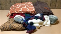 BLANKETS AND WINTER ACCESSORIES