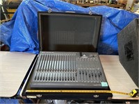 Peavey RQ 1606M Monitor Console Mixer with Case