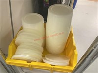 LOT - STORAGE CONTAINERS & LIDS