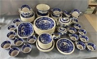 105 Pieces Spode Tower Blue dinnerware set