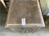 Vintage Side Sewing Matching Cabinet!