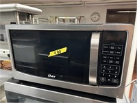 Oster Microwave 1100w