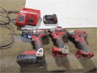 milwaukee cordless drills,2 batteries & charger