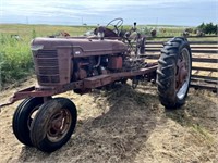 IH H Tractor w/Hay Sweep