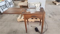 VTG SINGER Fashion Mate Model 237 Sewing Table