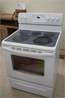 Frigidaire Electric Stove (condition unknown)
