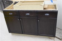 Base Cabinet w/ 3 Drawers & 3 Doors