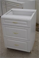 Base Cabinet w/ Drawers