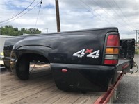 2001-2007 GM 3500 Dually Truck Bed