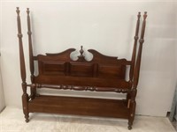Queen Size Mahogany Poster Bed