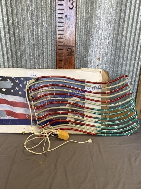 AMERICAN FLAG MOTION ROPE LIGHT, UNTESTED
