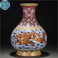 A Falangcai Glaze And Gilt Vase Yuhuchunping