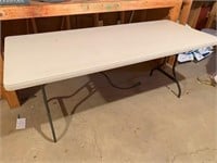 6ft lifetime folding table