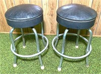 2 pc - vintage bar stools- good condition
