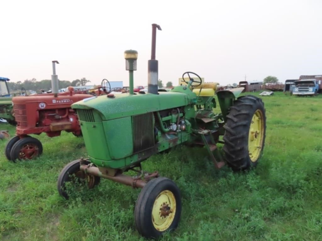 1963 JD 4010 Tractor #42890