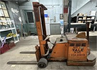 Yale Battery Forklift