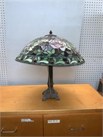 TIFFANY STYLE LAMP