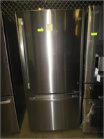 GE SS Single Door Refrigerator, Bottom Frzr. Drawe