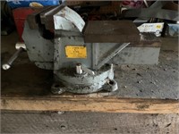 Olympia, 6 inch vice number 13-006 with swivel bae