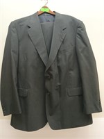 New never worn S&K men's suit size 52 chest,44