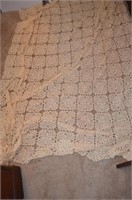 Vintage Crochet Bedspread/Table Cloth?