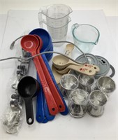MISCELLANEOUS ITEMS- SCOOPS,MEASURING CUPS, SHOTS,