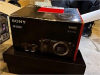 Sony alpha 6500 + three lenses Mic + case