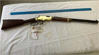 Henry Repeating arms, .22 Magnum, Model H004M,