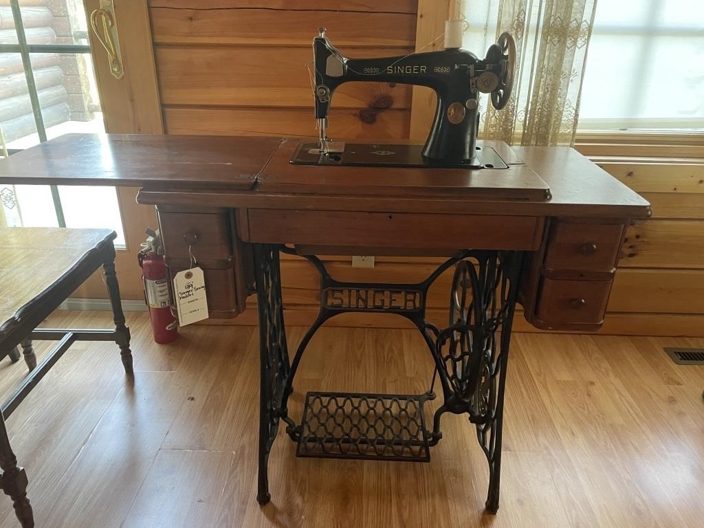 Singer Tredle Sewing Machine